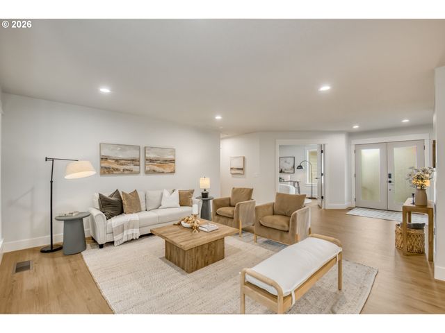 15800 Sw WINDHAM Ter, Tigard, OR 97224