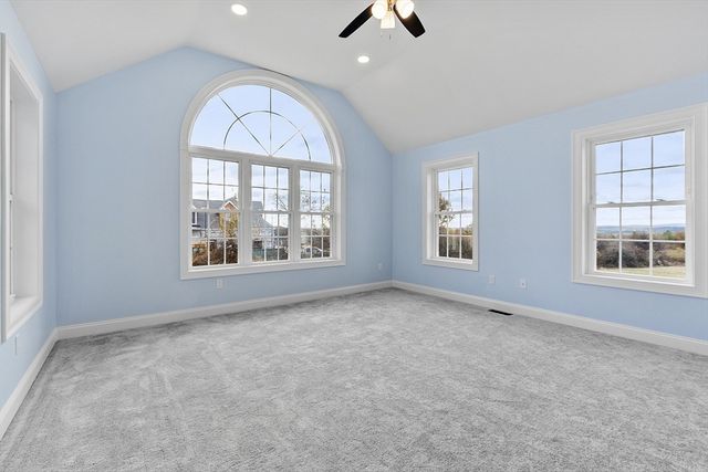 186 Justice Hill Rd Mod Farm, Sterling, MA 01564