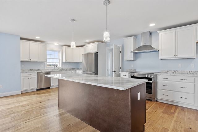 186 Justice Hill Rd Mod Farm, Sterling, MA 01564