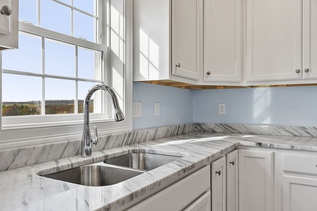 186 Justice Hill Rd Mod Farm, Sterling, MA 01564