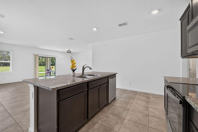 6289 NW Regent Street, Port St. Lucie, Port St Lucie, FL 34983