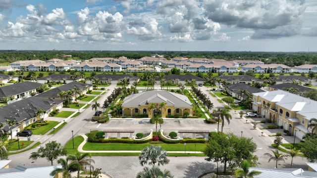 6289 NW Regent Street, Port St. Lucie, Port St Lucie, FL 34983