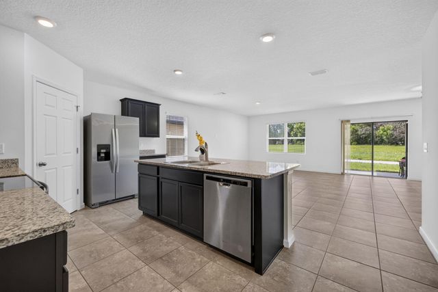 6289 NW Regent Street, Port St. Lucie, Port St Lucie, FL 34983