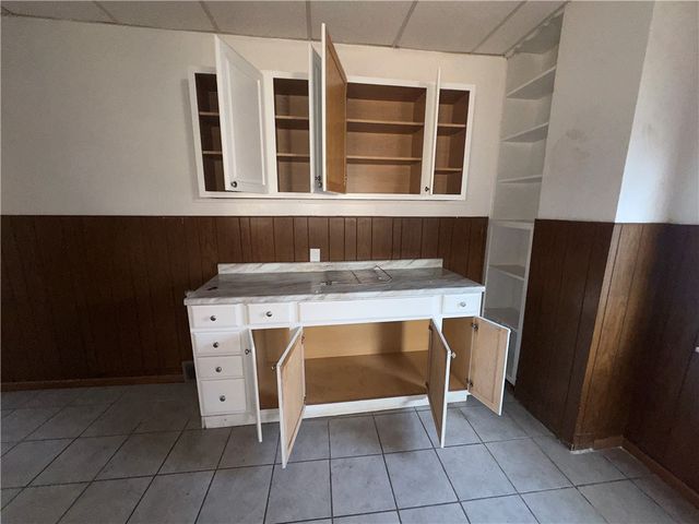 340 Park Rd, Ambridge, PA 15003