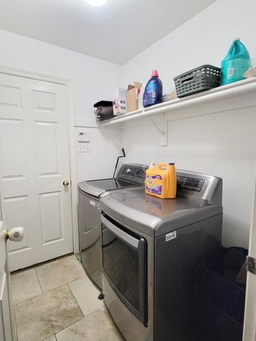 700 Auburndale Drive, Euless, TX 76040