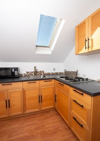 89 Norman Street, New Bedford, MA 02744