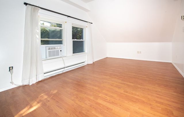 89 Norman Street, New Bedford, MA 02744