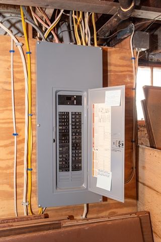 89 Norman Street, New Bedford, MA 02744