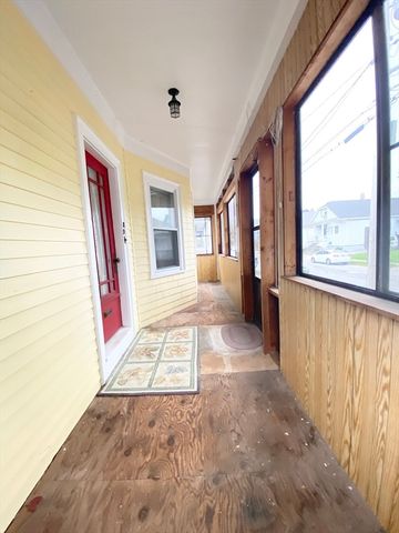 89 Norman Street, New Bedford, MA 02744