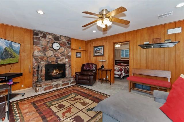 31162 All View, Running Springs, CA 92382