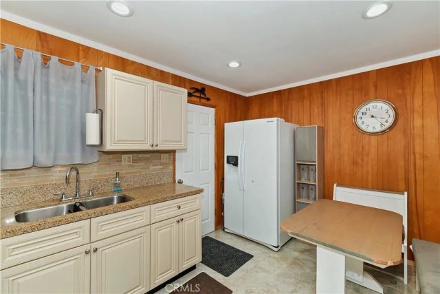 31162 All View, Running Springs, CA 92382