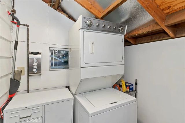 31162 All View, Running Springs, CA 92382
