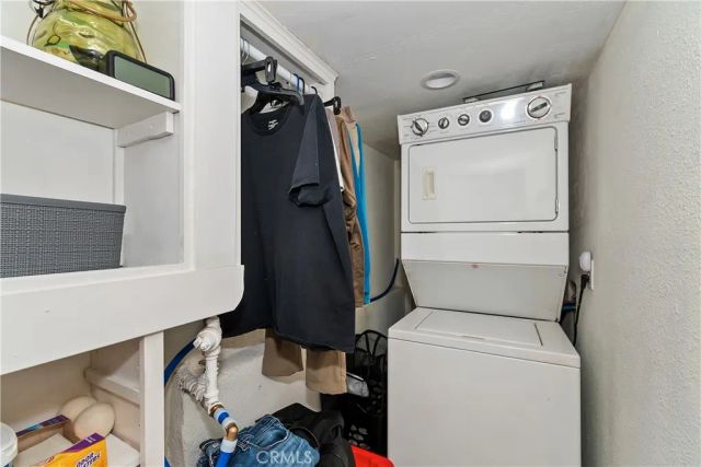 31162 All View, Running Springs, CA 92382