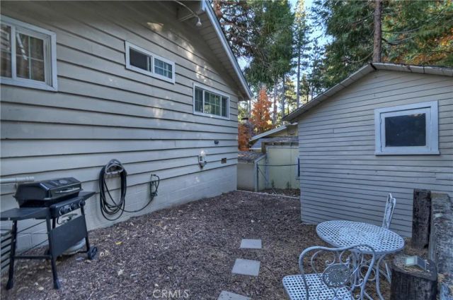 31162 All View, Running Springs, CA 92382