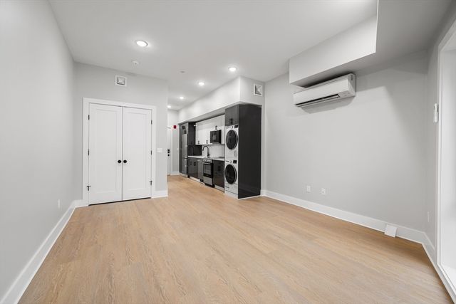 872 Broadway 205, Somerville, MA 02144