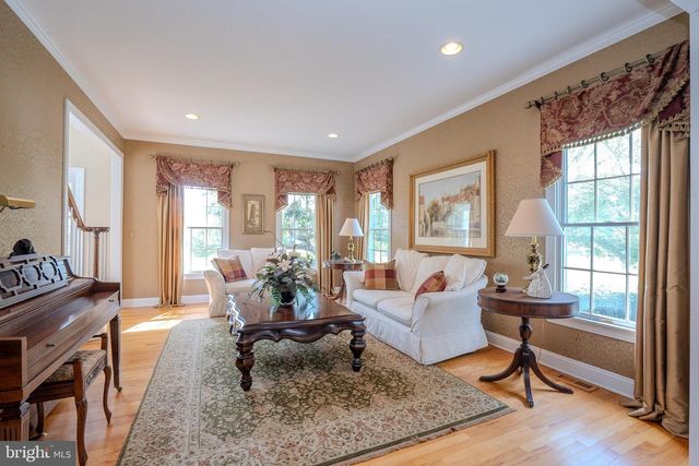 44 TITUS RD, Skillman, NJ 08558