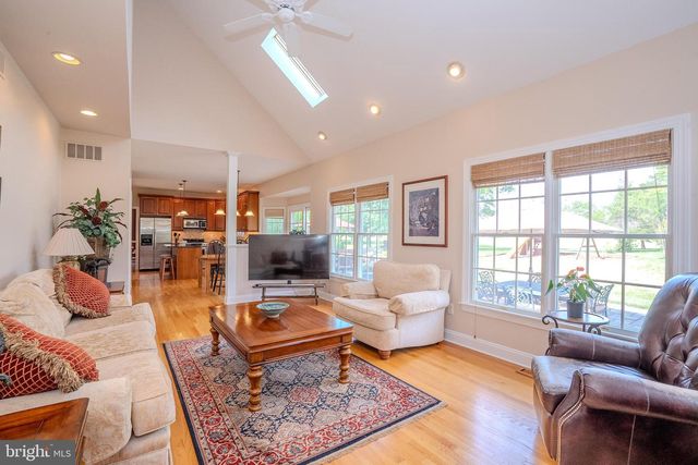44 TITUS RD, Skillman, NJ 08558