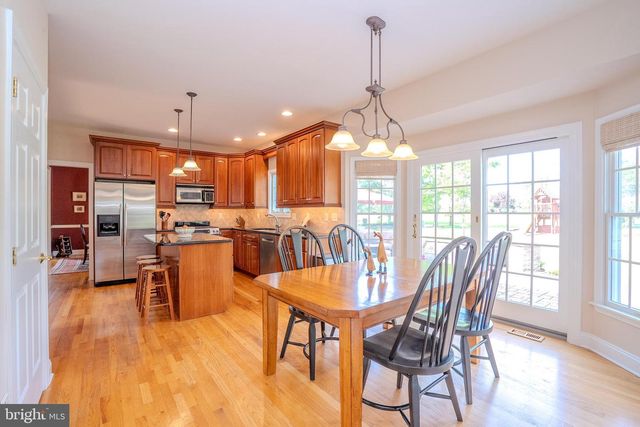 44 TITUS RD, Skillman, NJ 08558