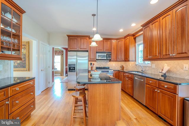 44 TITUS RD, Skillman, NJ 08558