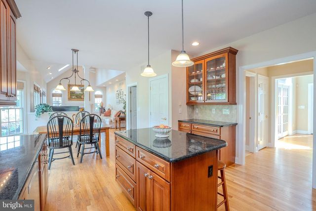 44 TITUS RD, Skillman, NJ 08558