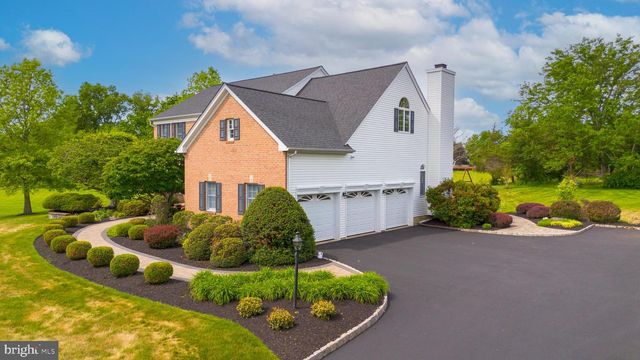44 TITUS RD, Skillman, NJ 08558