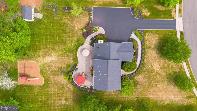 44 TITUS RD, Skillman, NJ 08558