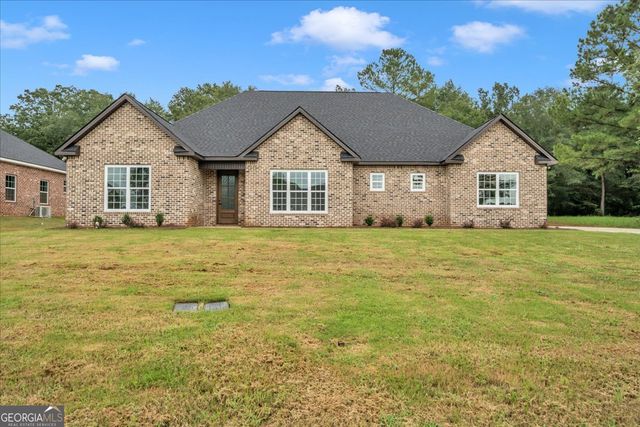 70 River Ridge Drive, Hawkinsville, GA 31036
