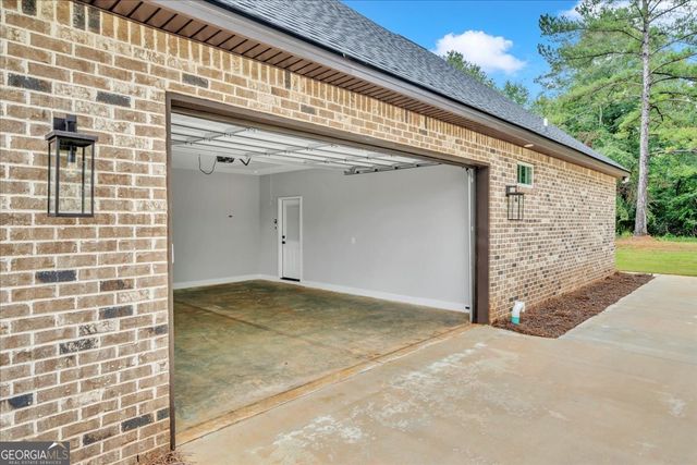 70 River Ridge Drive, Hawkinsville, GA 31036