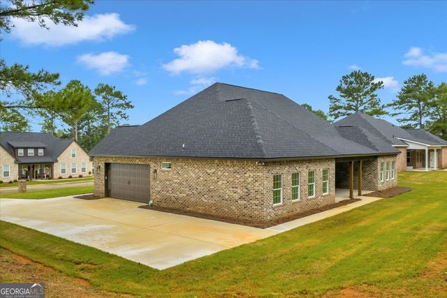 70 River Ridge Drive, Hawkinsville, GA 31036