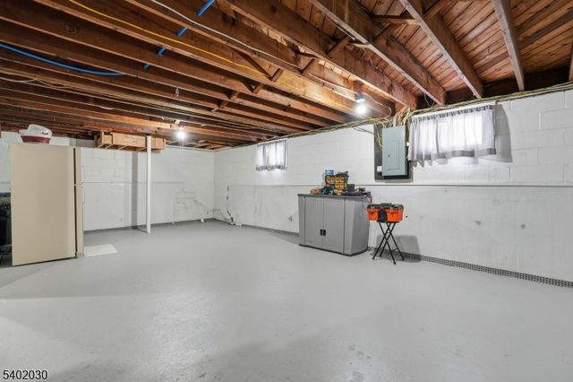 77 Ethel St, Woodbridge Twp., NJ 08840