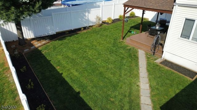 77 Ethel St, Woodbridge Twp., NJ 08840