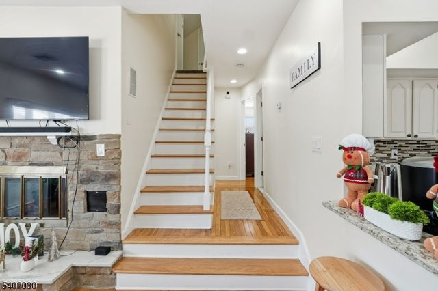 77 Ethel St, Woodbridge Twp., NJ 08840