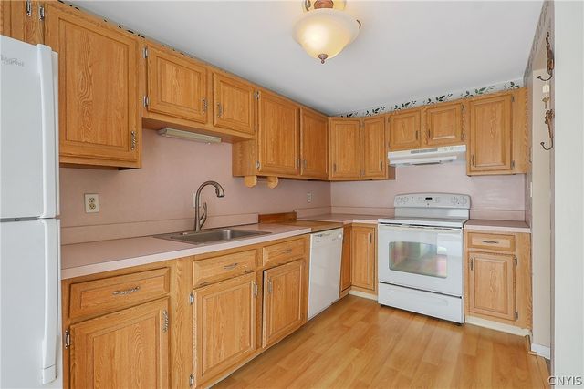 739 Village Boulevard South, Van Buren, NY 13027