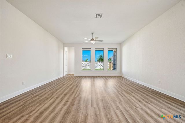 128 Prickly Poppy Loop, Kyle, TX 78640