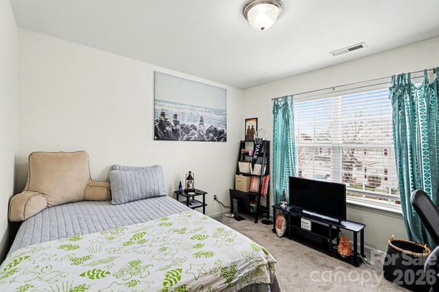 12732 Alvin Woods Drive, Charlotte, NC 28214