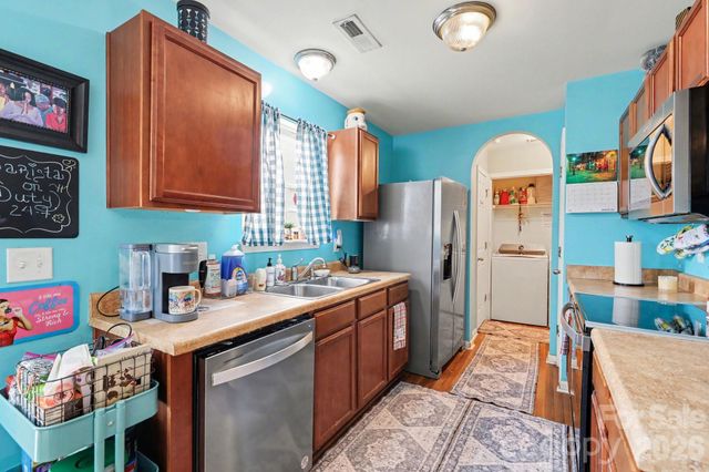 12732 Alvin Woods Drive, Charlotte, NC 28214