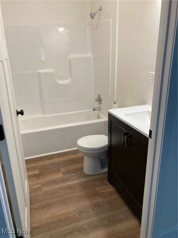 10176 Dupont Avenue, Columbia Station, OH 44028