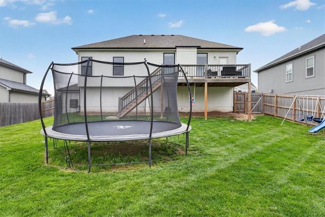 602 Ridgeview Drive, Grain Valley, MO 64029