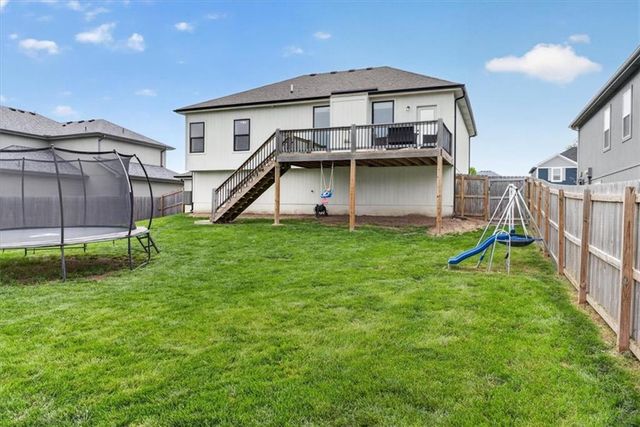 602 Ridgeview Drive, Grain Valley, MO 64029