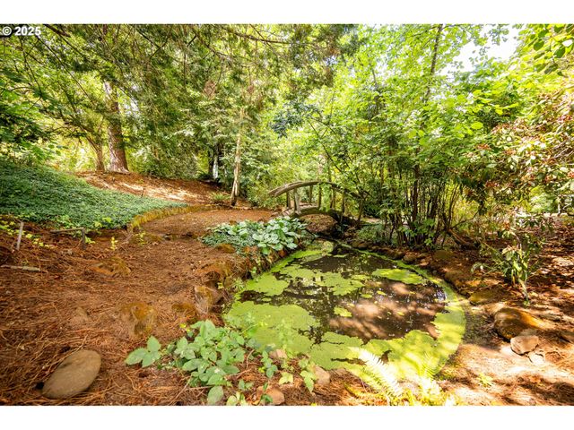 29497 S MERIDIAN Rd, Hubbard, OR 97032