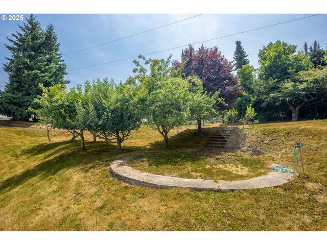 29497 S MERIDIAN Rd, Hubbard, OR 97032