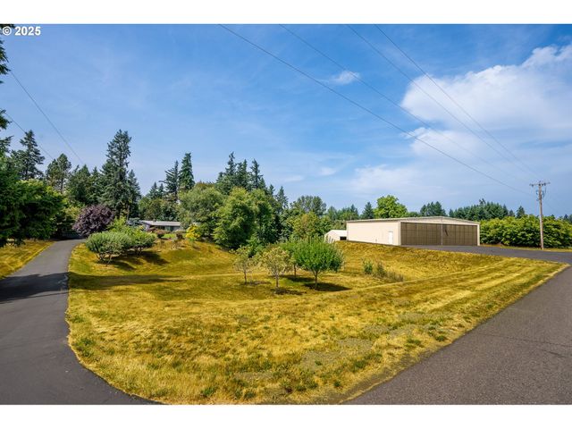 29497 S MERIDIAN Rd, Hubbard, OR 97032