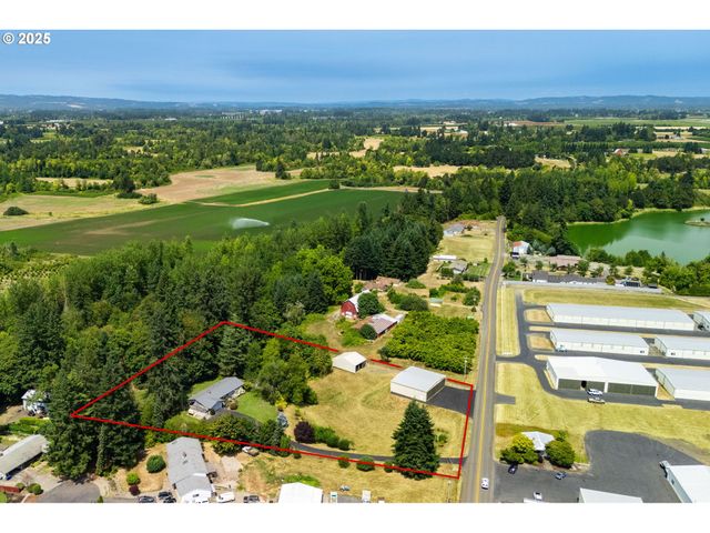 29497 S MERIDIAN Rd, Hubbard, OR 97032