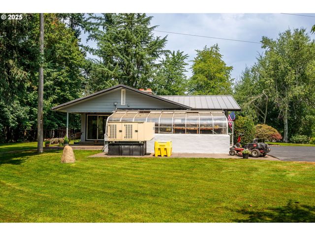 29497 S MERIDIAN Rd, Hubbard, OR 97032