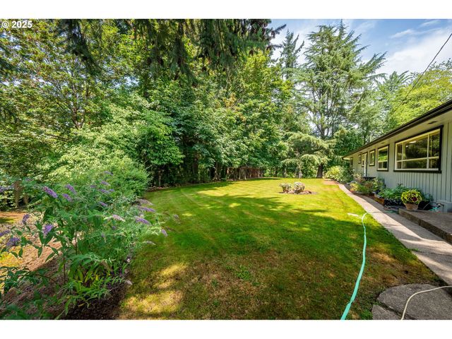 29497 S MERIDIAN Rd, Hubbard, OR 97032