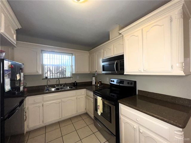 613 S Moorefield Road, Mission, TX 78572