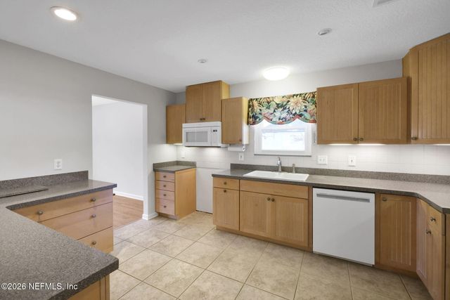 12434 CACHET Drive, Jacksonville, FL 32223