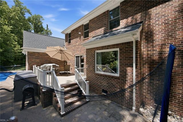 409 Torre Pine CT, Chesapeake, VA 23322