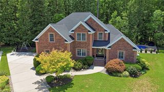 409 Torre Pine CT, Chesapeake, VA 23322