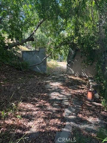 2540 Onyx, Los Angeles, CA 90032